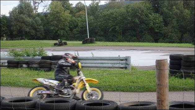 Super Moto Training auf dem Verkehrsübungsplatz bei Lindorf