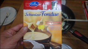 Schweizer Fondue probiert