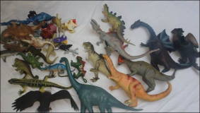 Sammlung mit Dinosauriern Dino 8 große Dinos etliche mittlere und kleinere Dinos