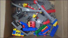 Lego Duplo Eisenbahn Set mit 58 Teilen 1 aktive Lokomotive