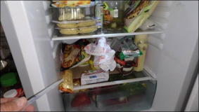 Warum ist mein Kühlschrank immer so nass ?