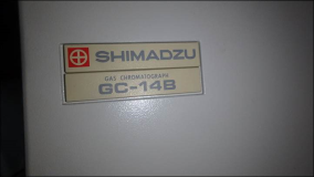 GC Shimadzu 14B als Ersatzteilspender plus Zubehör : Carboxen Plot, DB wax und 2 Pos Ventil