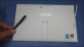 SONY Vaio Tablet SVT1121 B2EW mit Windows 8.1
