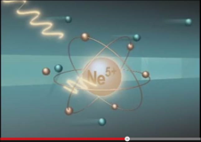 Erzeugen von Ionen mit einer Ionenfalle