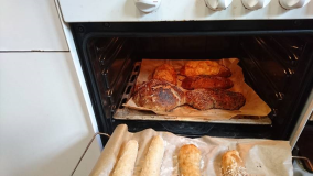 Backversuch: Ofen auf Maximaler Temperatur 270 Grad und dann runter