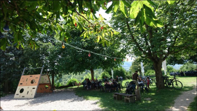 Ausflugsziel: Gaststätte Naturfreundehaus Falkenberg zwischen Metzingen und Kappishäusern